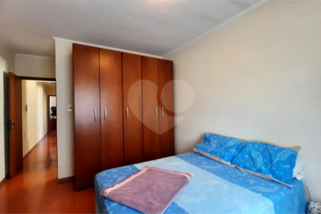 Sobrado à venda com 3 quartos, sendo 1 suíte, em Jardim Marajoara, São Paulo, SP