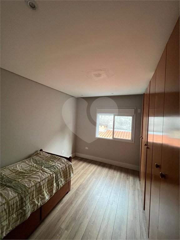 Sobrado à venda com 3 quartos, sendo 1 suíte, em Jardim Vazani, São Paulo, SP