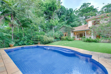 Casa à venda com 4 suítes no condomínio Chácara Flora, São Paulo - SP
