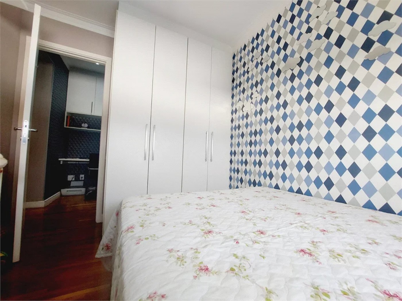 Apartamento à venda com 2 quartos, sendo 1 suíte,  em Vila Anastácio, São Paulo, SP