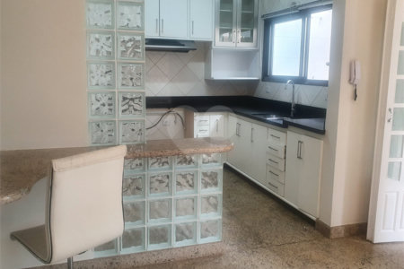 Casa à venda com 4 quartos, sendo 2 suítes,  no condomínio Lake Louise, São Paulo - SP