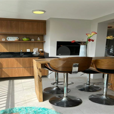 Apartamento à venda com 3 suítes em Jardim Caboré, São Paulo, SP