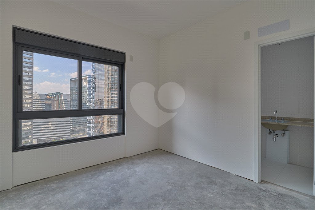 Apartamento à venda com 4 suítes em Chácara Santo Antônio, São Paulo, SP