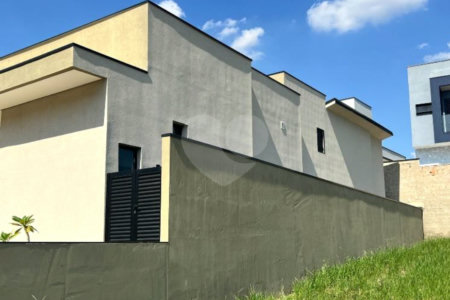 Casa à venda com 3 quartos, sendo 1 suíte, no condomínio Lagos D Icaraí, Salto - SP