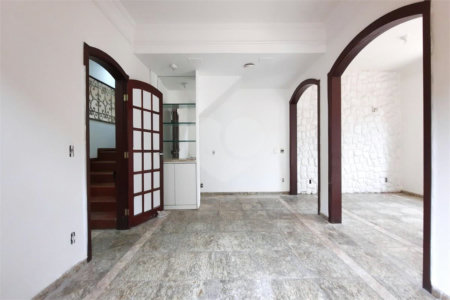 Casa à venda com 4 quartos, sendo 1 suíte, em Maracanã, Rio de Janeiro, RJ