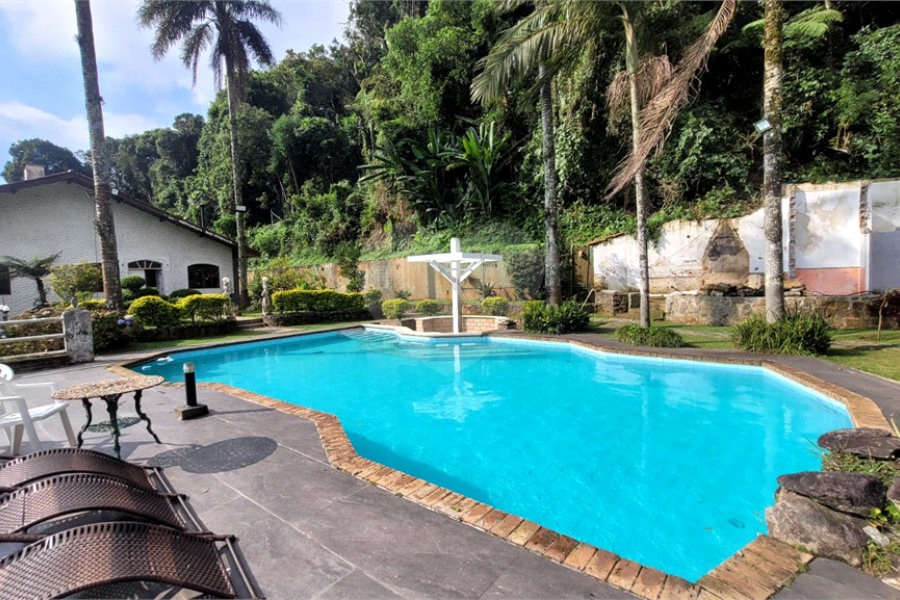Casa à venda com 4 suítes no condomínio Parque Imperial da Cantareira, Mairiporã - SP