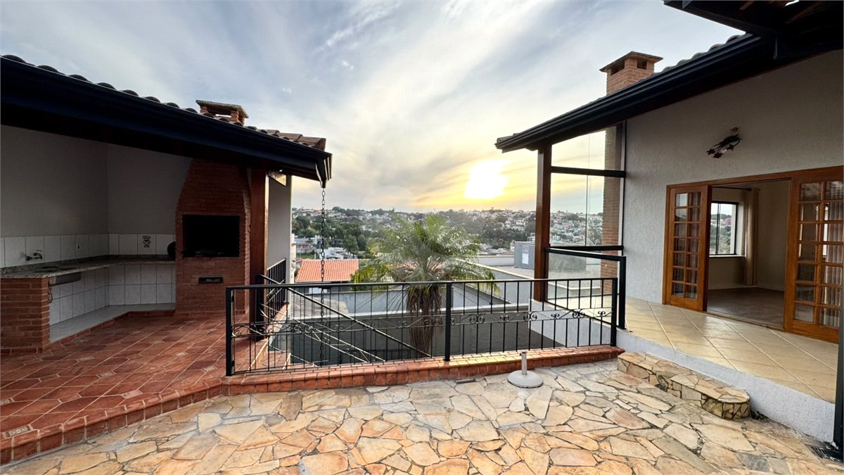 Casa à venda ou para alugar com 3 quartos, sendo 1 suíte, em Jardim Paulista, Atibaia, SP