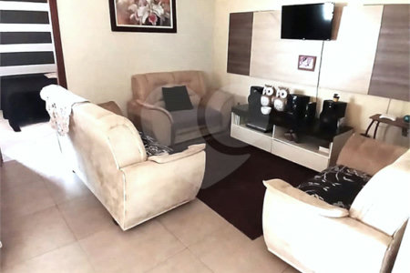 Casa à venda no Jardim Munique