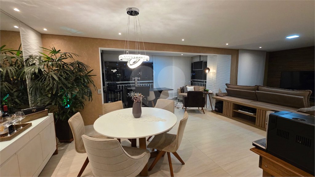 Apartamento à venda com 3 quartos, sendo 1 suíte, no Centro, São Bernardo do Campo, SP
