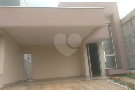Casa à venda com 3 quartos, sendo 1 suíte, no condomínio Terras da Estância, Paulínia - SP