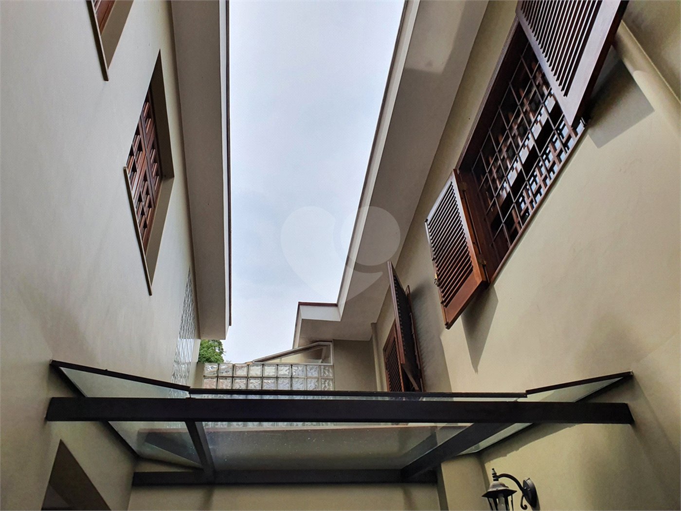 Sobrado à venda com 3 quartos, sendo 1 suíte, em Brooklin, São Paulo, SP