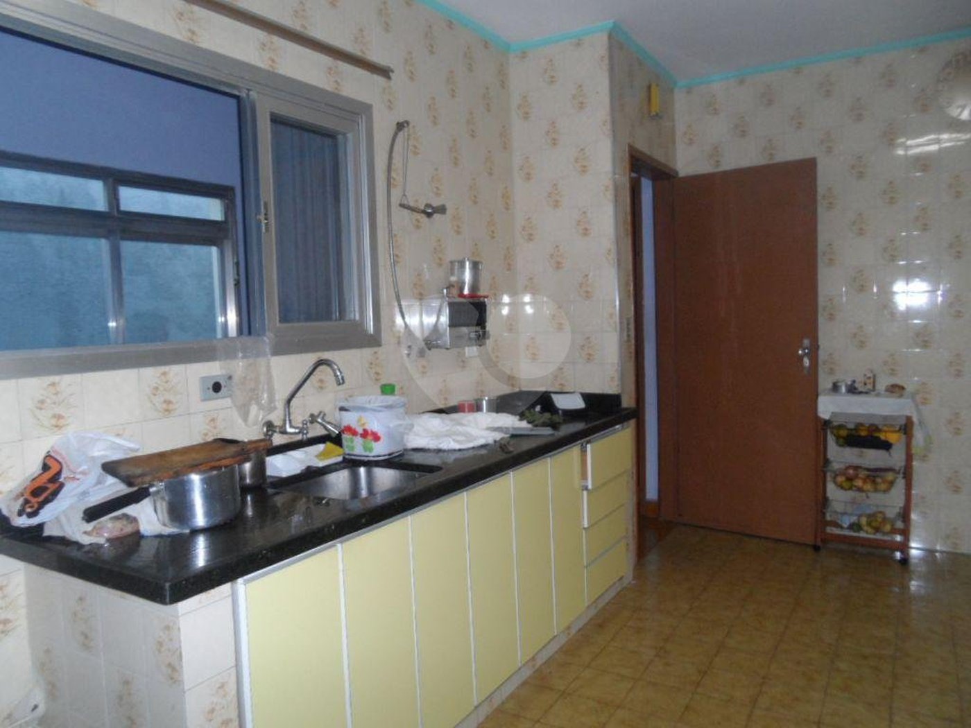 Sobrado à venda com 3 quartos, sendo 1 suíte, em Tremembé, São Paulo, SP