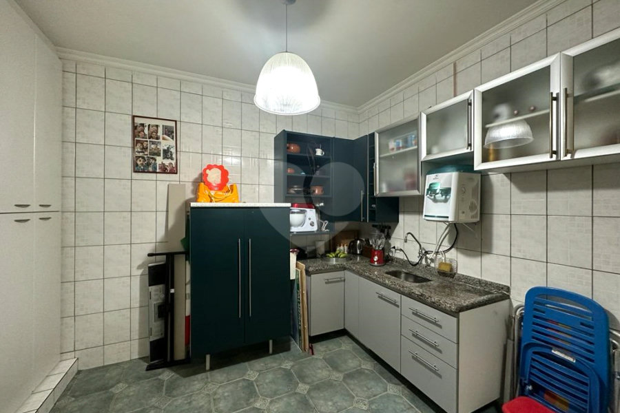 Sobrado à venda com 2 quartos em Vila Constança, São Paulo, SP