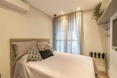 Apartamento à venda com 4 quartos, sendo 3 suítes, em Jardim das Acácias, São Paulo, SP