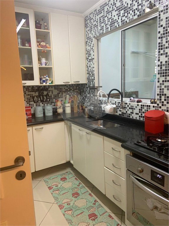 Casa à venda com 3 quartos, sendo 1 suíte, no condomínio Traituba, São Paulo - SP