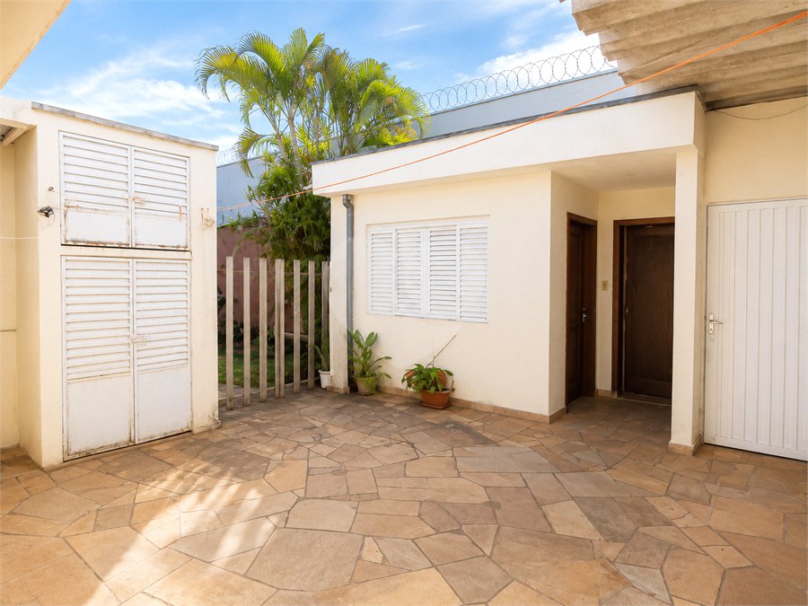 Casa Térrea para alugar com 4 quartos, sendo 1 suíte,  em Jardim América, Sorocaba, SP
