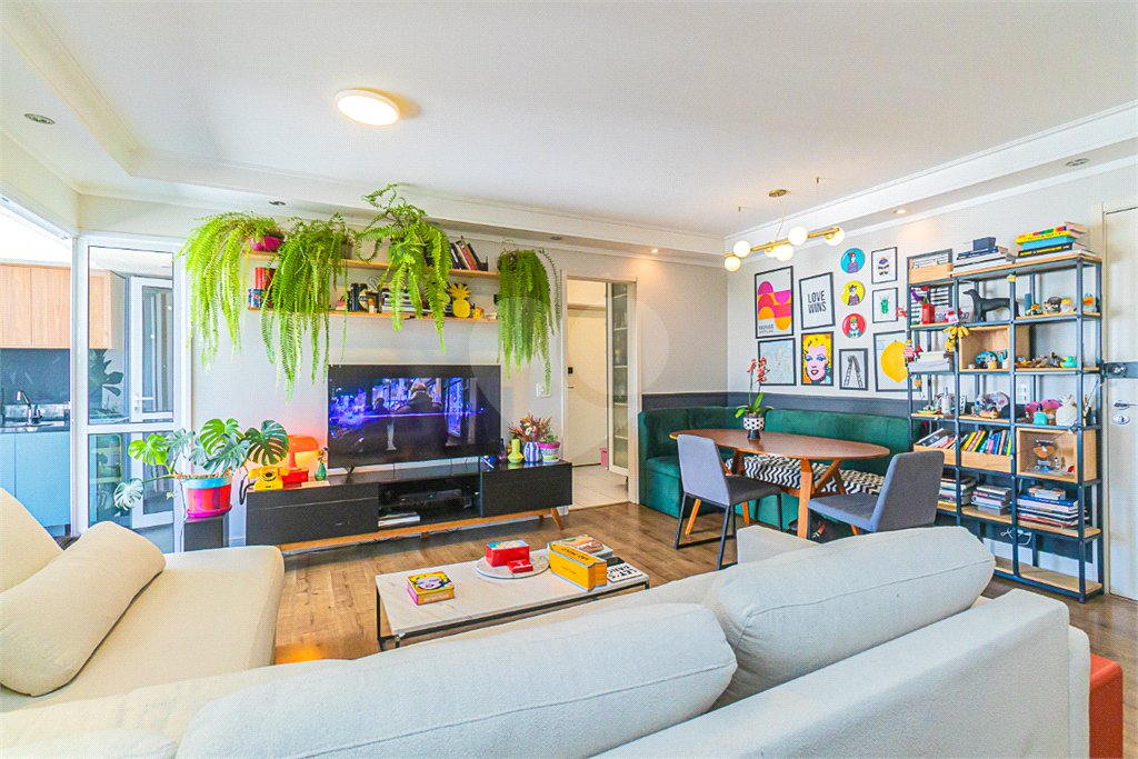 Apartamento à venda com 2 quartos, sendo 1 suíte, em Santo Amaro, São Paulo, SP