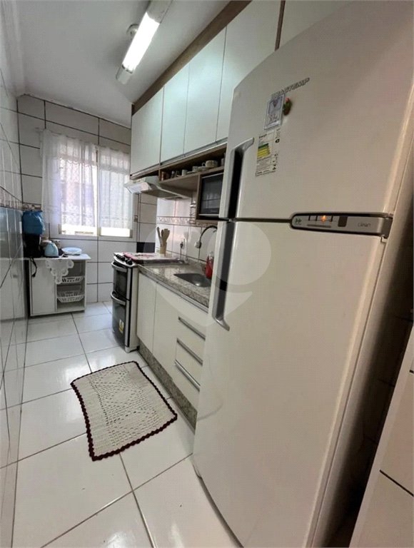 Apartamento à venda com 2 quartos em Jardim Arco-íris, Cotia, SP