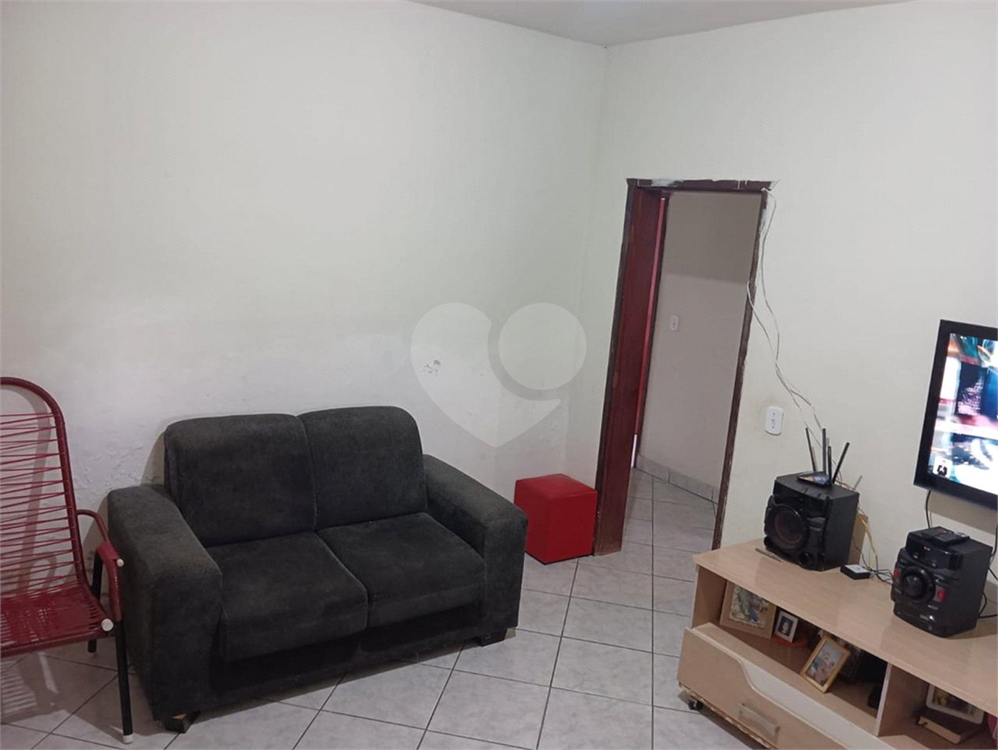 Casa à venda com 4 quartos, sendo 1 suíte,  no Centro, Salesópolis, SP