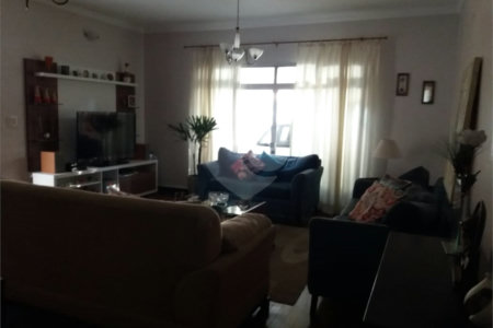 Casa à venda com 3 quartos em Santo Amaro, São Paulo, SP