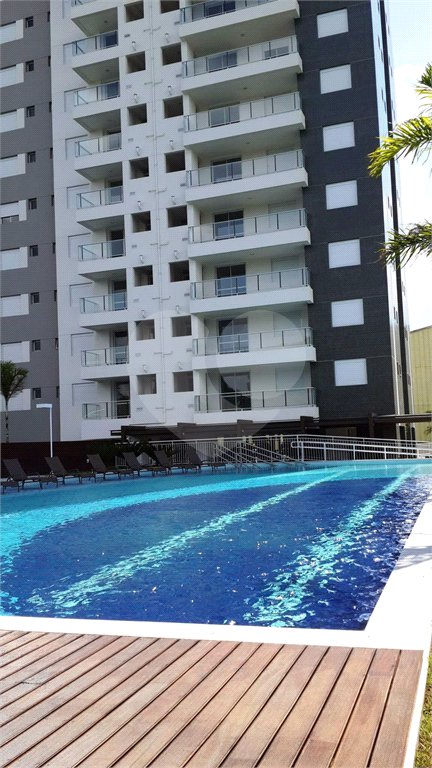 Apartamento à venda com 3 quartos, sendo 1 suíte,  em Vila Anastácio, São Paulo, SP