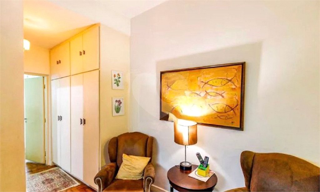 Sobrado à venda com 4 quartos, sendo 1 suíte, em Vila Cordeiro, São Paulo, SP