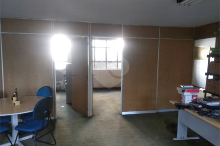 Excelente ponto comercial à venda na Vila Mariana