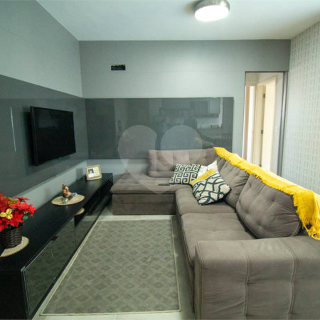Apartamento à venda com 2 quartos, sendo 1 suíte,  no Centro, São Roque, SP