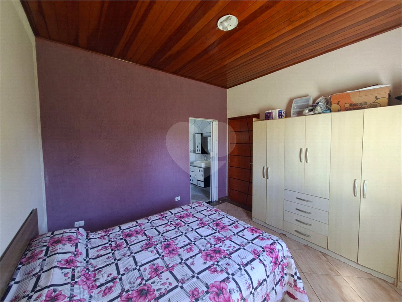Casa à venda com 3 quartos, sendo 1 suíte,  em Tatetú, Alambari, SP