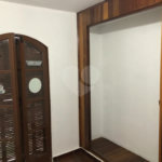 Sobrado à venda com 3 quartos em Serra da Cantareira, Mairiporã, SP