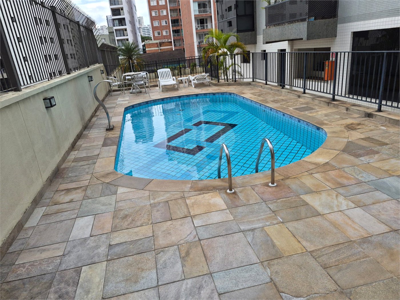 Apartamento à venda com 3 quartos, sendo 1 suíte, em Água Fria, São Paulo, SP