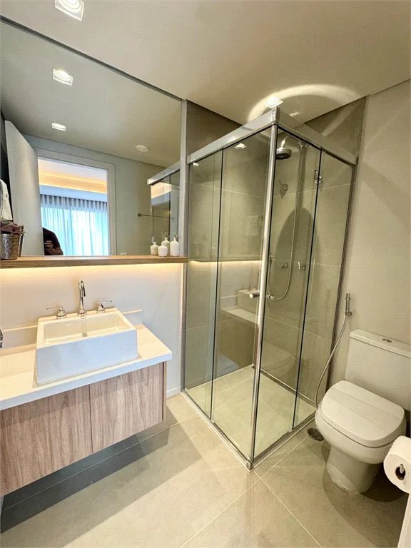 Apartamento à venda com 3 suítes em Jardim das Acácias, São Paulo, SP