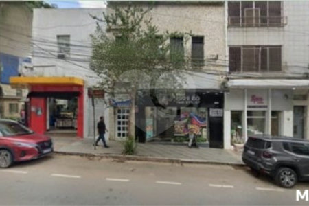 Sobrado comercial com 150m² , 7 salas , 3 banheiros , para locação na Bela Vista.