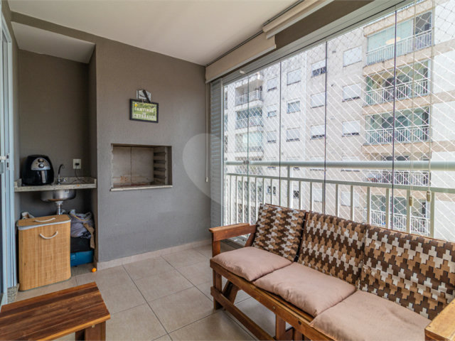 Apartamento à venda com 3 quartos, sendo 1 suíte,  em Campo Grande, São Paulo, SP