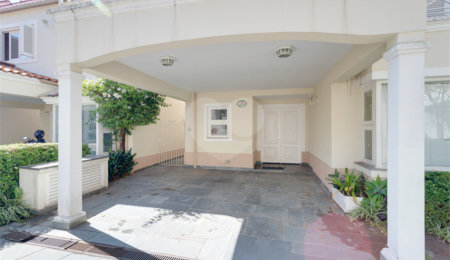 Casa à venda com 4 quartos, sendo 2 suítes,  no condomínio Villa Franz Schubert, São Paulo - SP