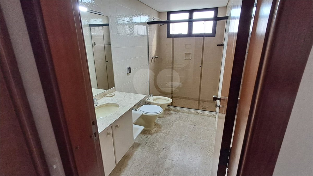 Apartamento para alugar com 4 quartos, sendo 3 suítes, em Santo Amaro, São Paulo, SP