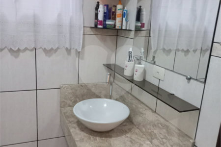 Casa à venda com 3 quartos no condomínio Residencial Rubi, Mogi das Cruzes - SP