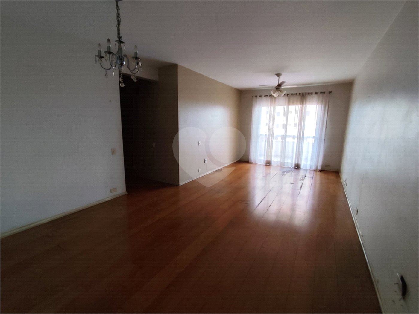 Apartamento à venda com 3 quartos, sendo 1 suíte, no Centro, Sorocaba, SP