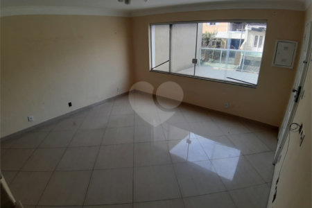 Sobrado à venda com 3 quartos, sendo 1 suíte, em Lauzane Paulista, São Paulo, SP