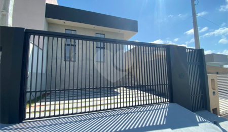 Casa à venda com 3 quartos, sendo 1 suíte,  no condomínio Residencial Santa Martha, Bom Jesus dos Perdões - SP