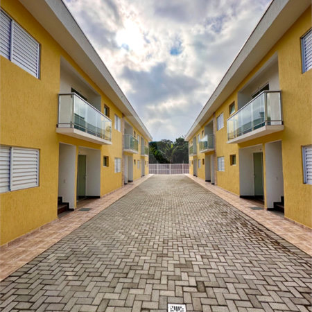 Apartamento à venda com 2 quartos, sendo 1 suíte,  em Vista Linda, Bertioga, SP