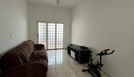 Casa à venda com 3 quartos, sendo 1 suíte,  em Jardim Primaveril, Três Lagoas, MS