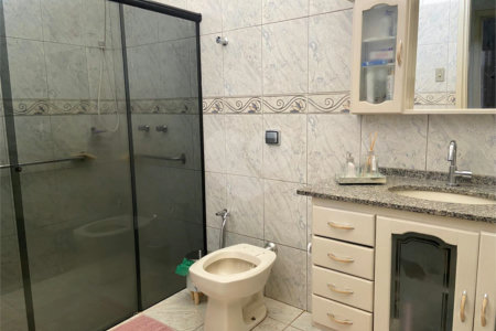 Casa à venda com 3 quartos, sendo 1 suíte, no Centro, Araraquara, SP