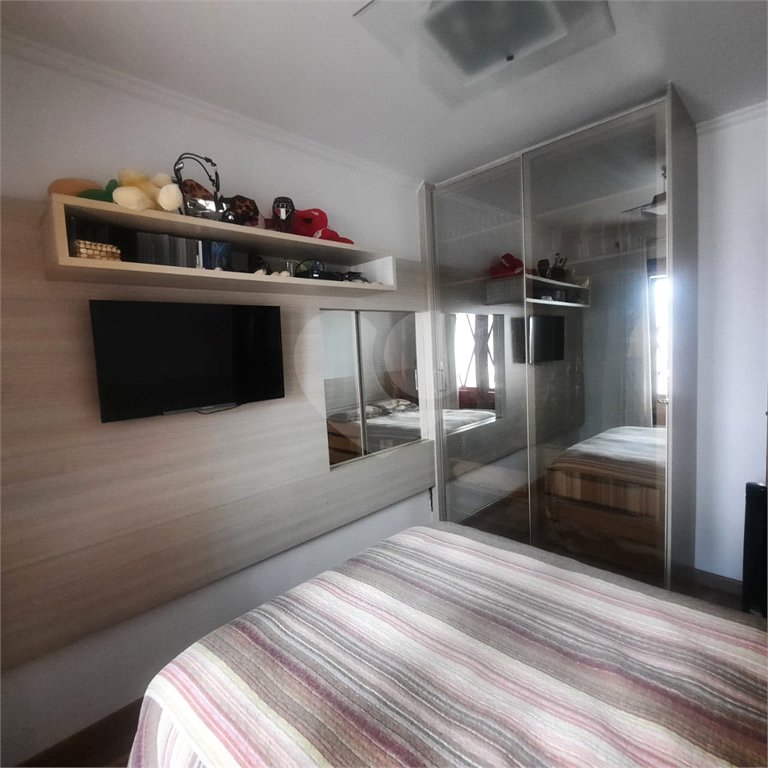 Casa à venda com 6 quartos, sendo 3 suítes, no condomínio Estância Marambaia, Vinhedo - SP