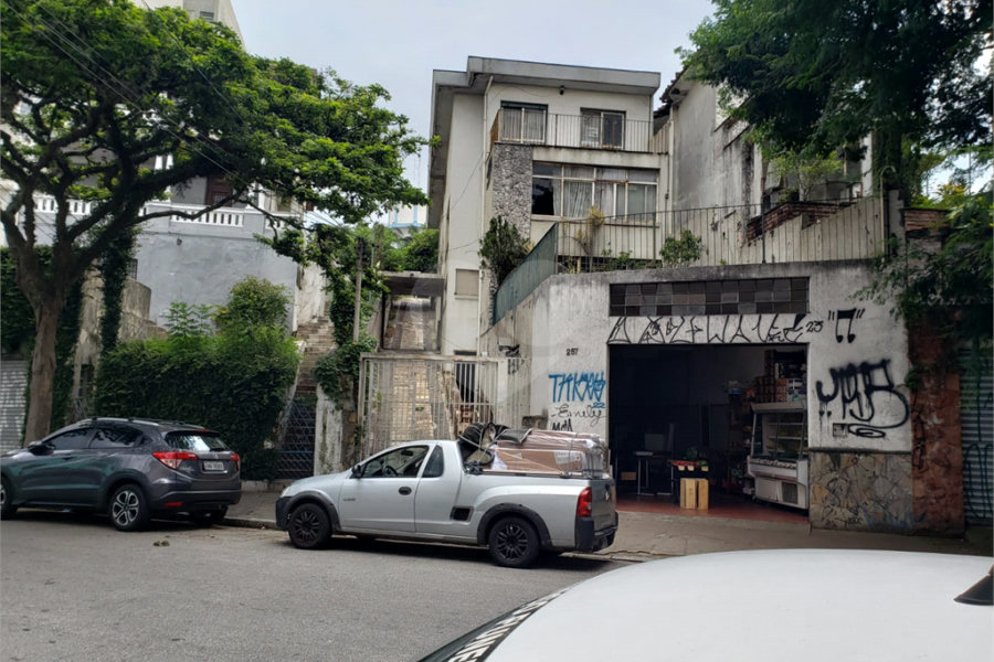 Sobrado à venda com 4 quartos em Santana, São Paulo, SP