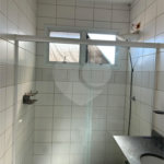 Casa à venda com 3 quartos, sendo 1 suíte,  no condomínio Village St. Louis, São Paulo - SP