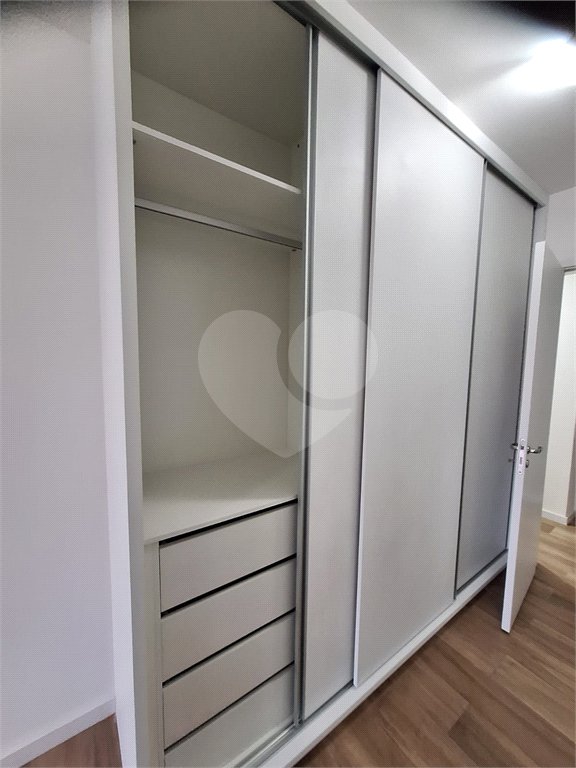 Apartamento à venda com 3 suítes em Vila Anastácio, São Paulo, SP