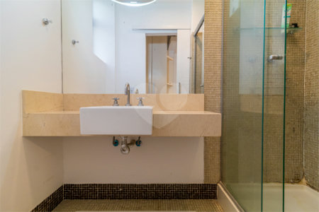 Apartamento à venda com 2 suítes em Moema, São Paulo, SP