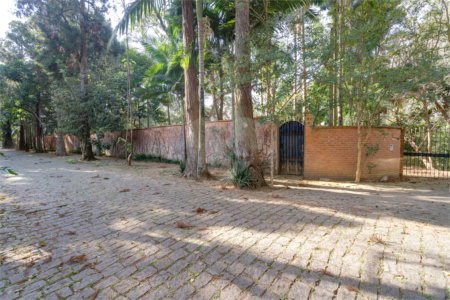 Casa à venda com 1 quarto no condomínio Chácara Flora, São Paulo - SP