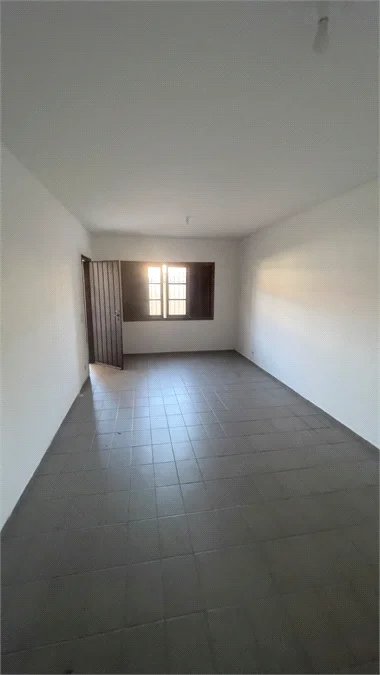 Sobrado à venda com 4 quartos, sendo 1 suíte, em Jardim Ester Yolanda, São Paulo, SP